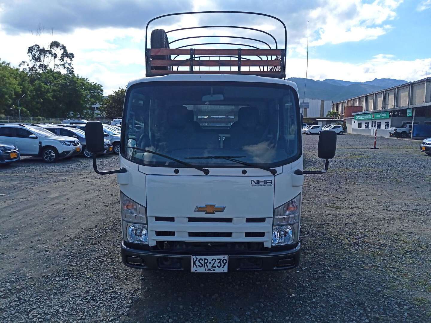 Chevrolet - NHR Doble - 2022