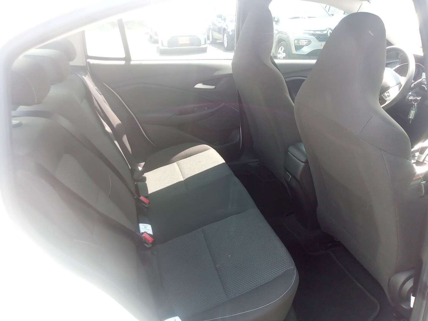 Chevrolet - Onix - 2025