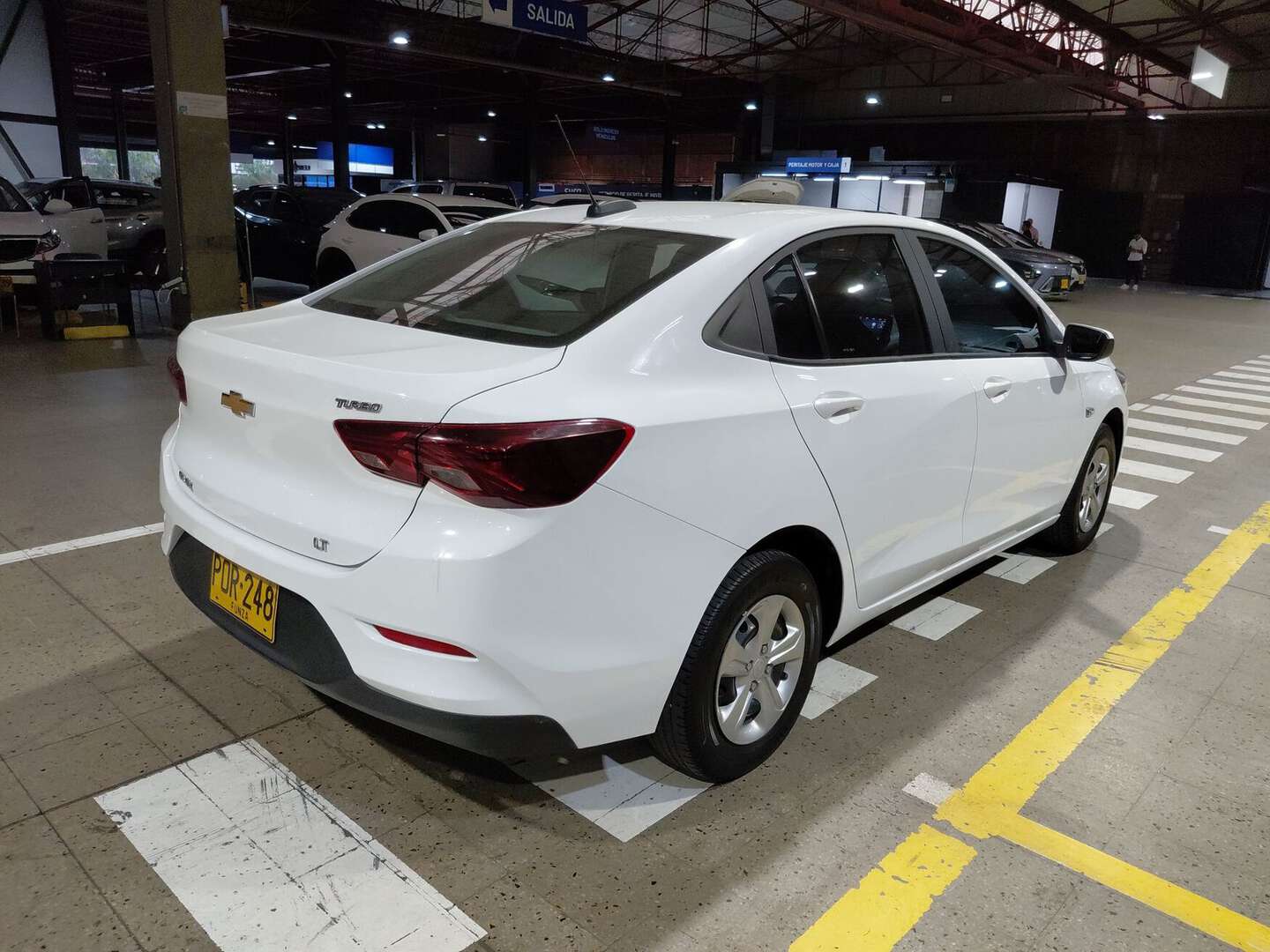 Chevrolet - Onix - 2025