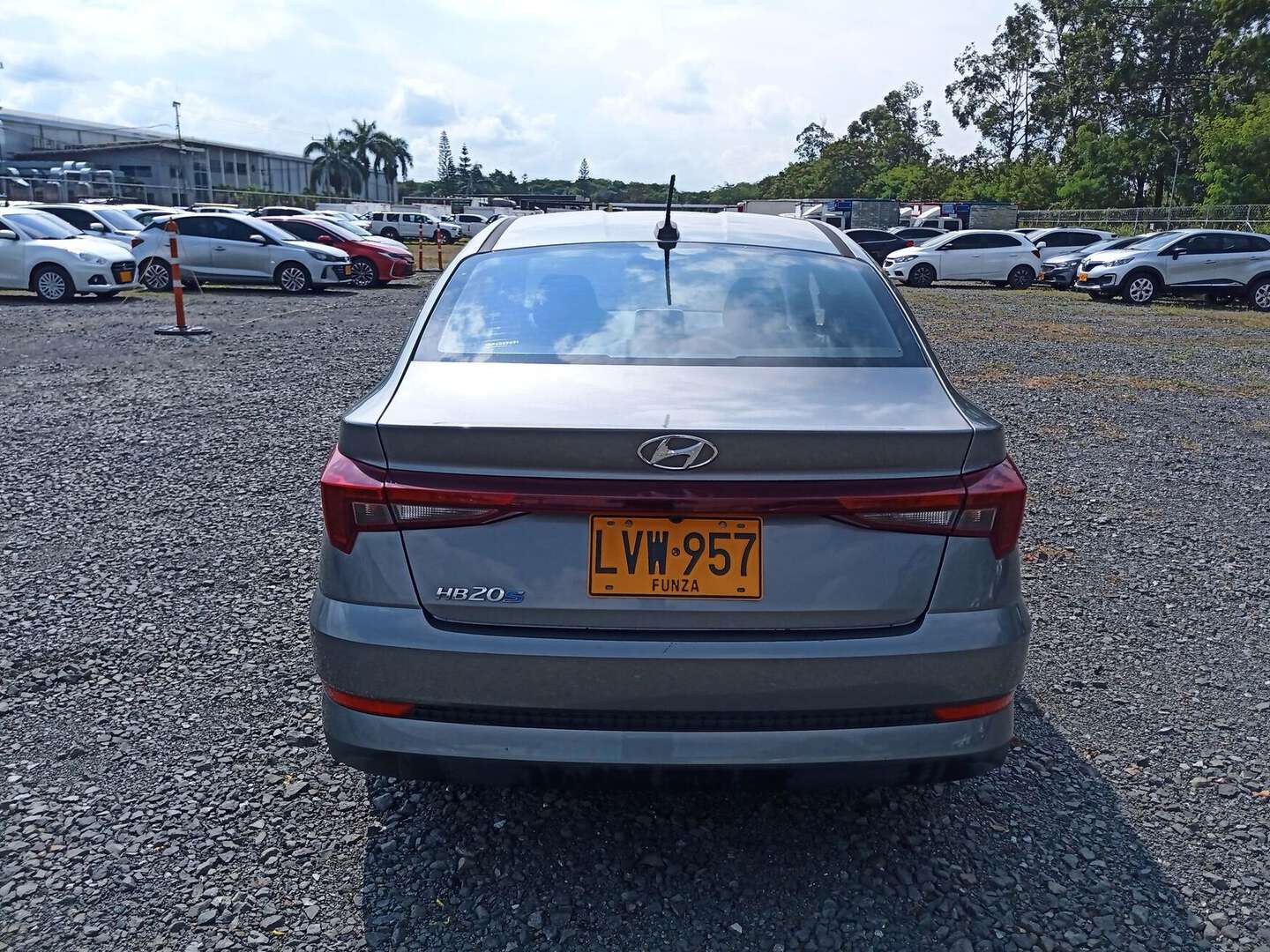 Hyundai - HB20S Accent - 2024