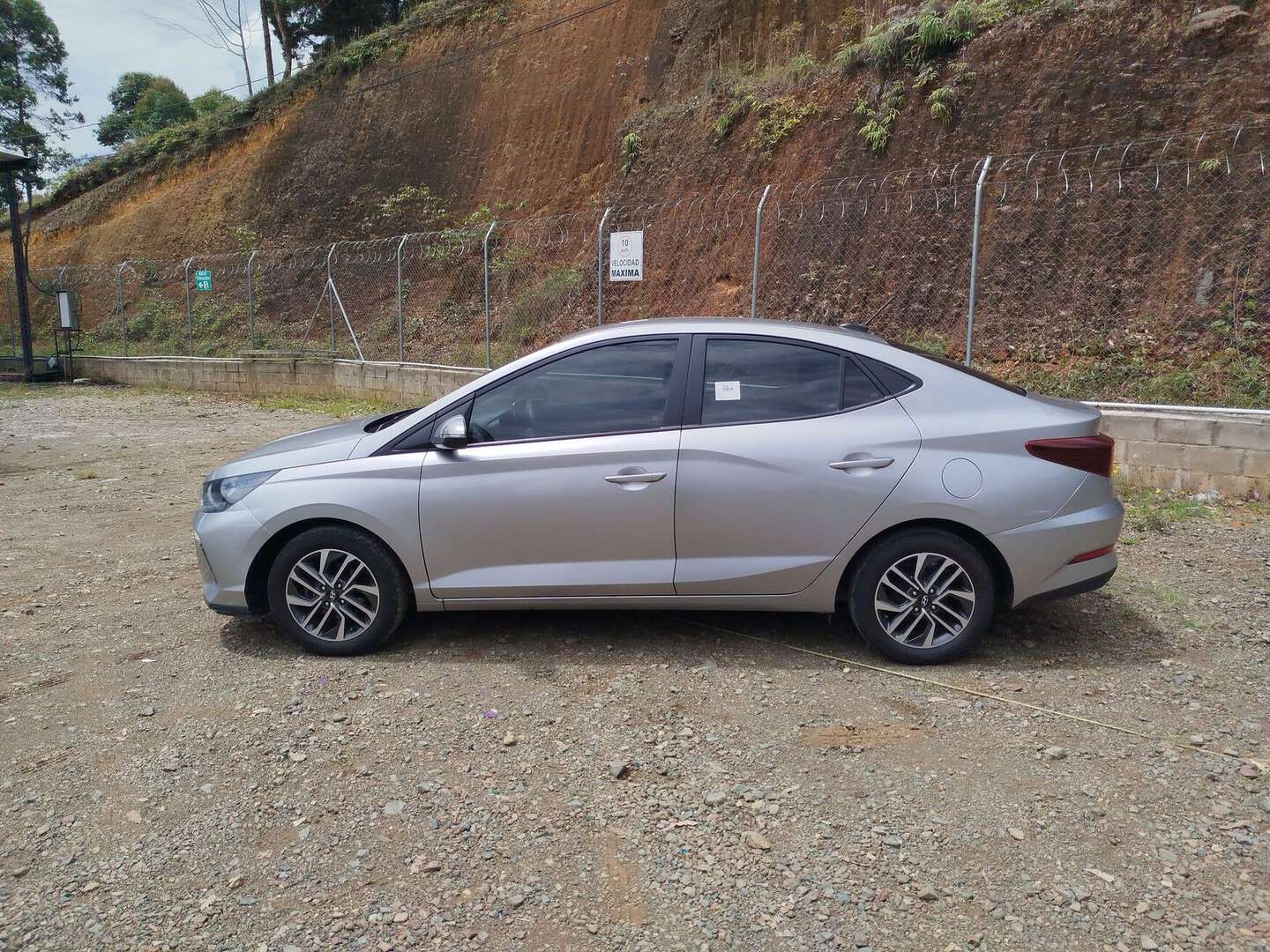 Hyundai - Accent - 2024
