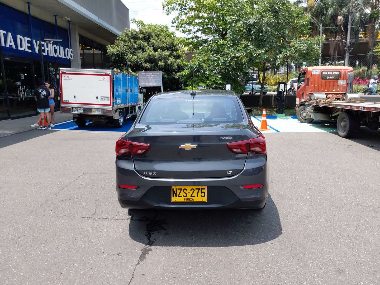Chevrolet - Onix - 2025