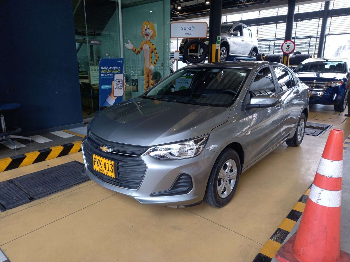 Chevrolet - Onix - 2025