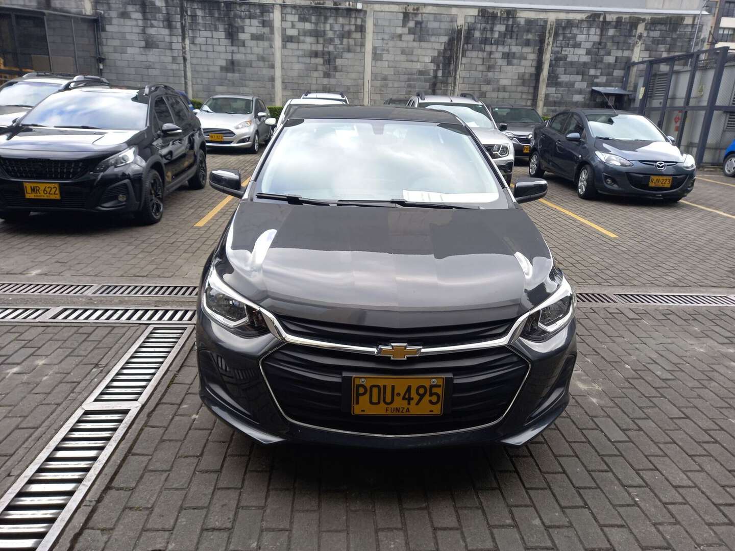 Chevrolet - Onix - 2025