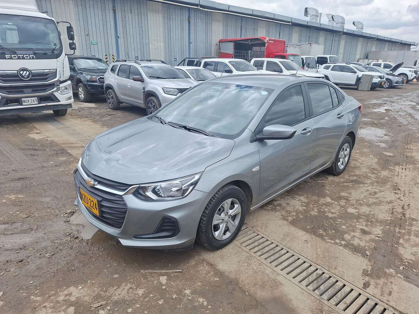 Chevrolet - Onix - 2025