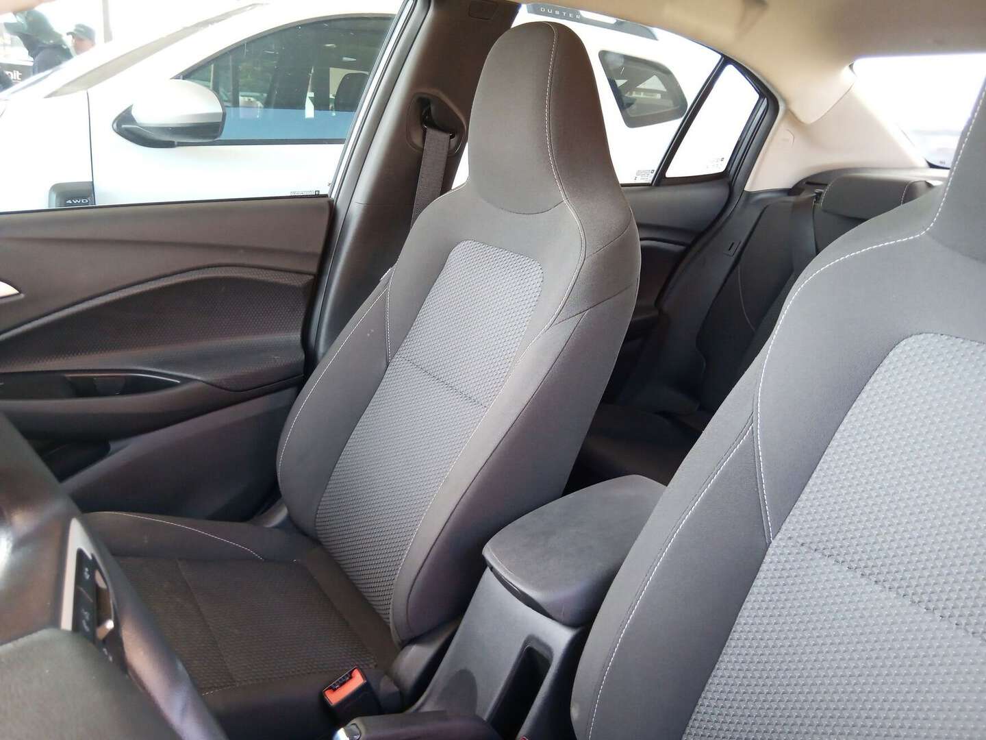 Chevrolet - Onix - 2025