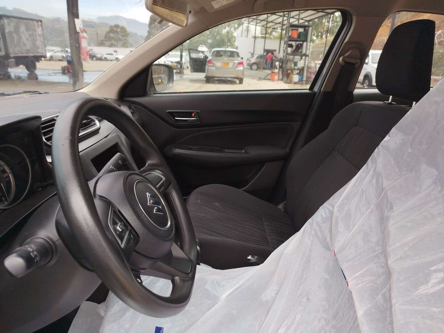 Suzuki - Swift - 2023
