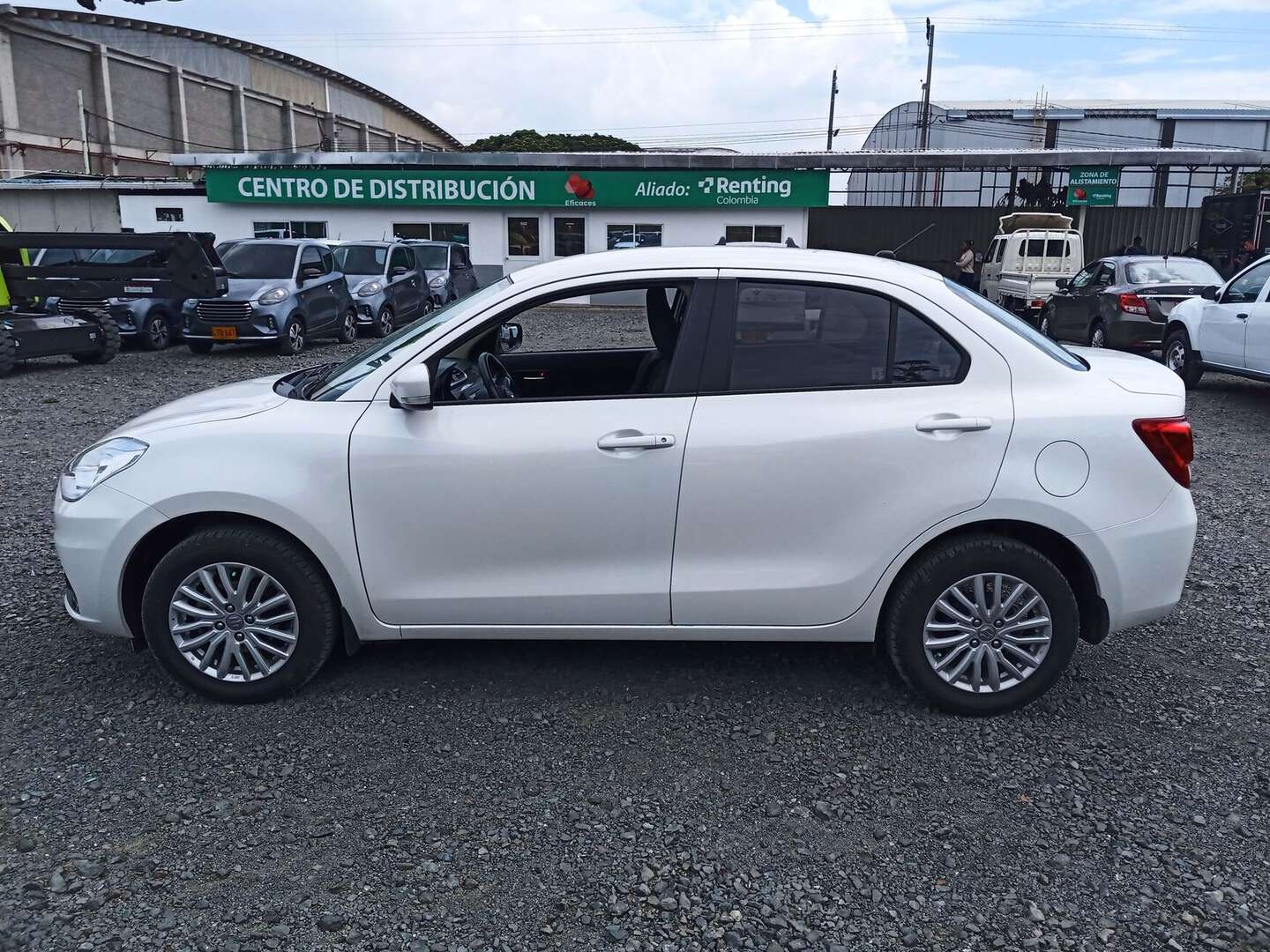 Suzuki - Swift - 2023