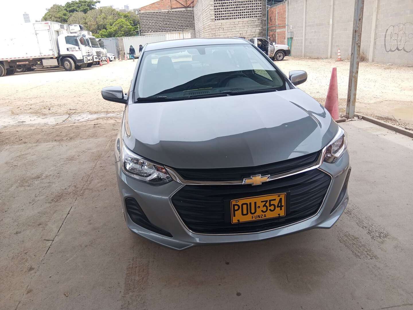 Chevrolet - Onix - 2025