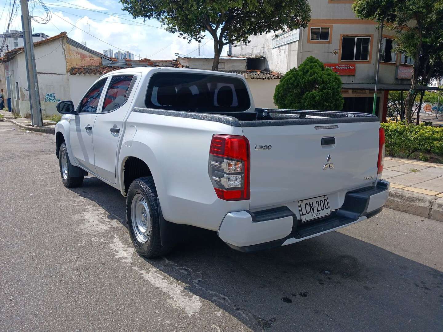 Mitsubishi - L200 - 2022