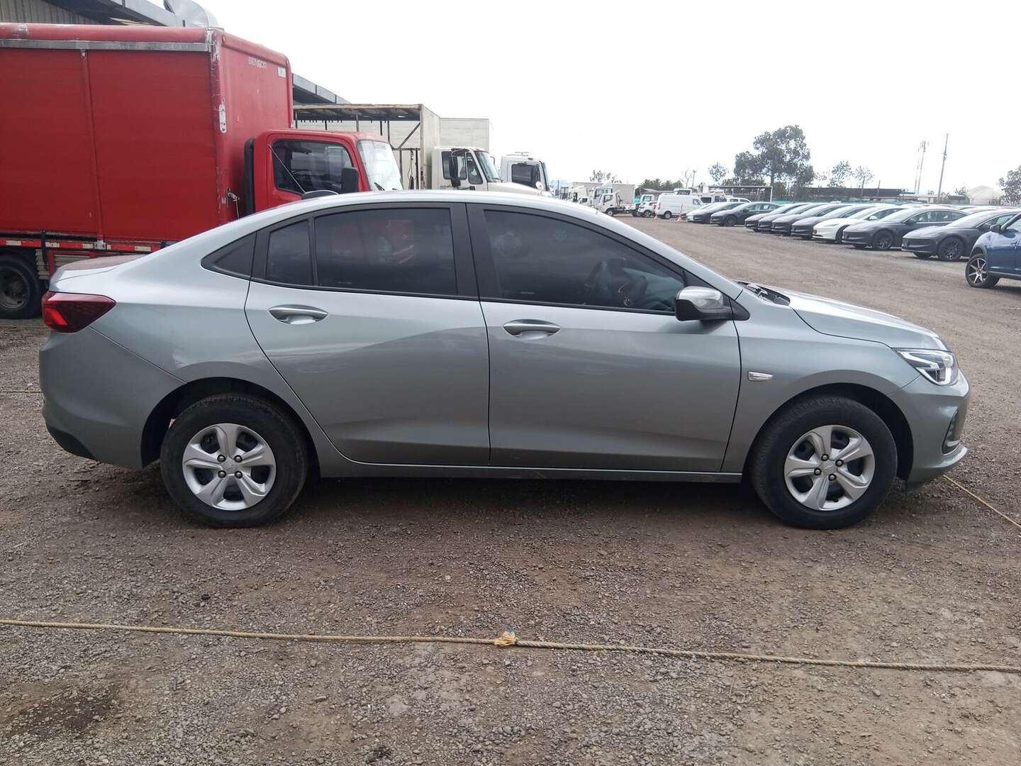 Chevrolet - Onix - 2025