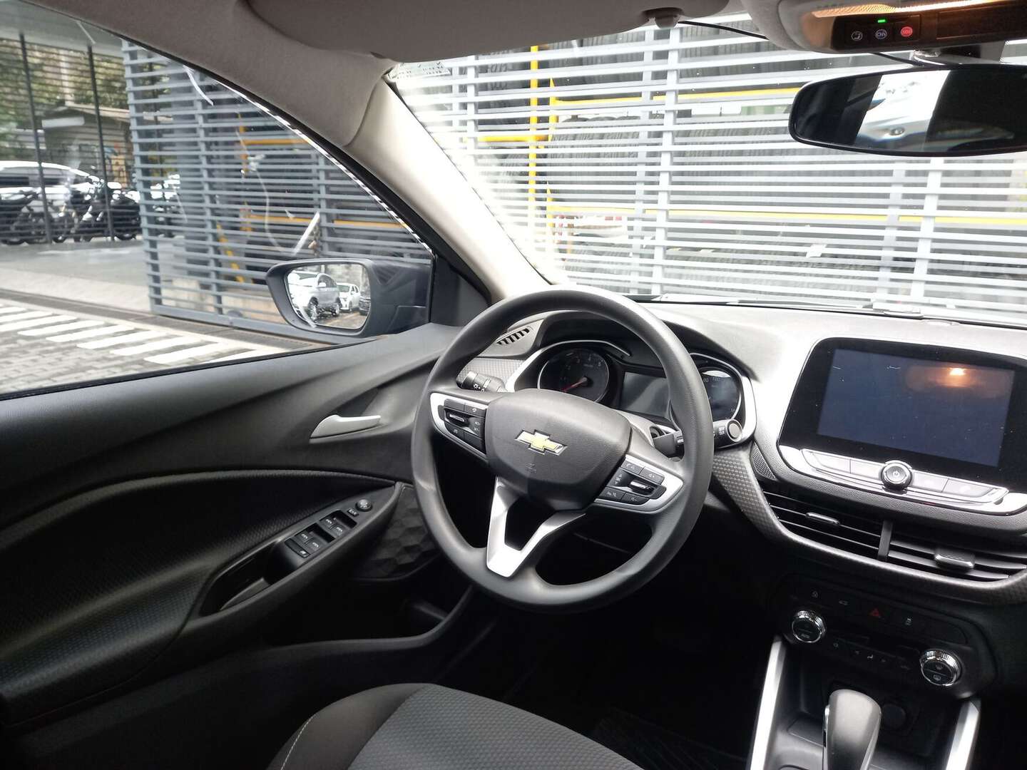 Chevrolet - Onix - 2025