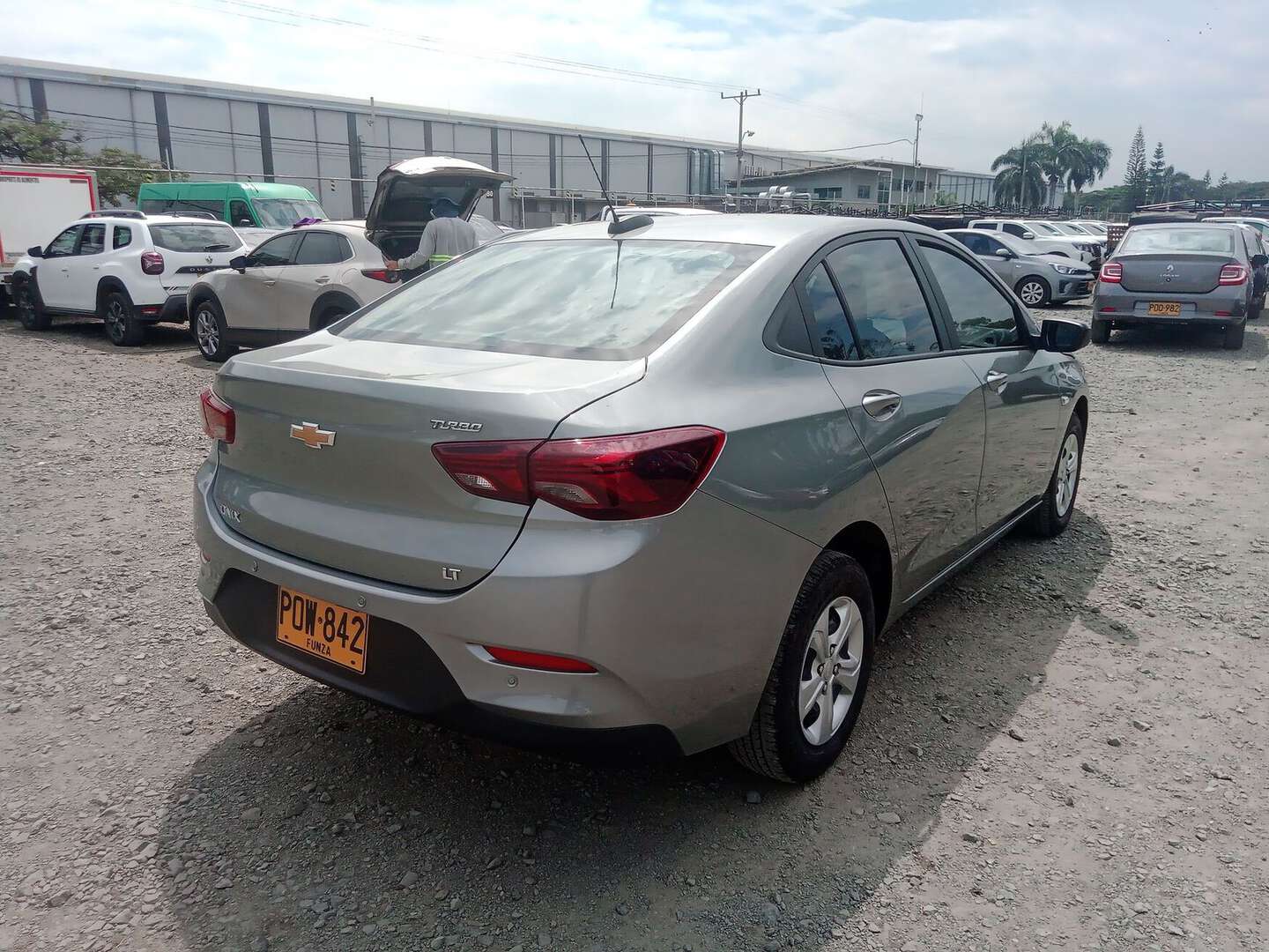 Chevrolet - Onix - 2025