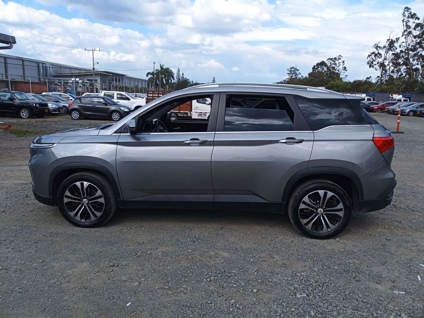 Chevrolet - Captiva - 2023