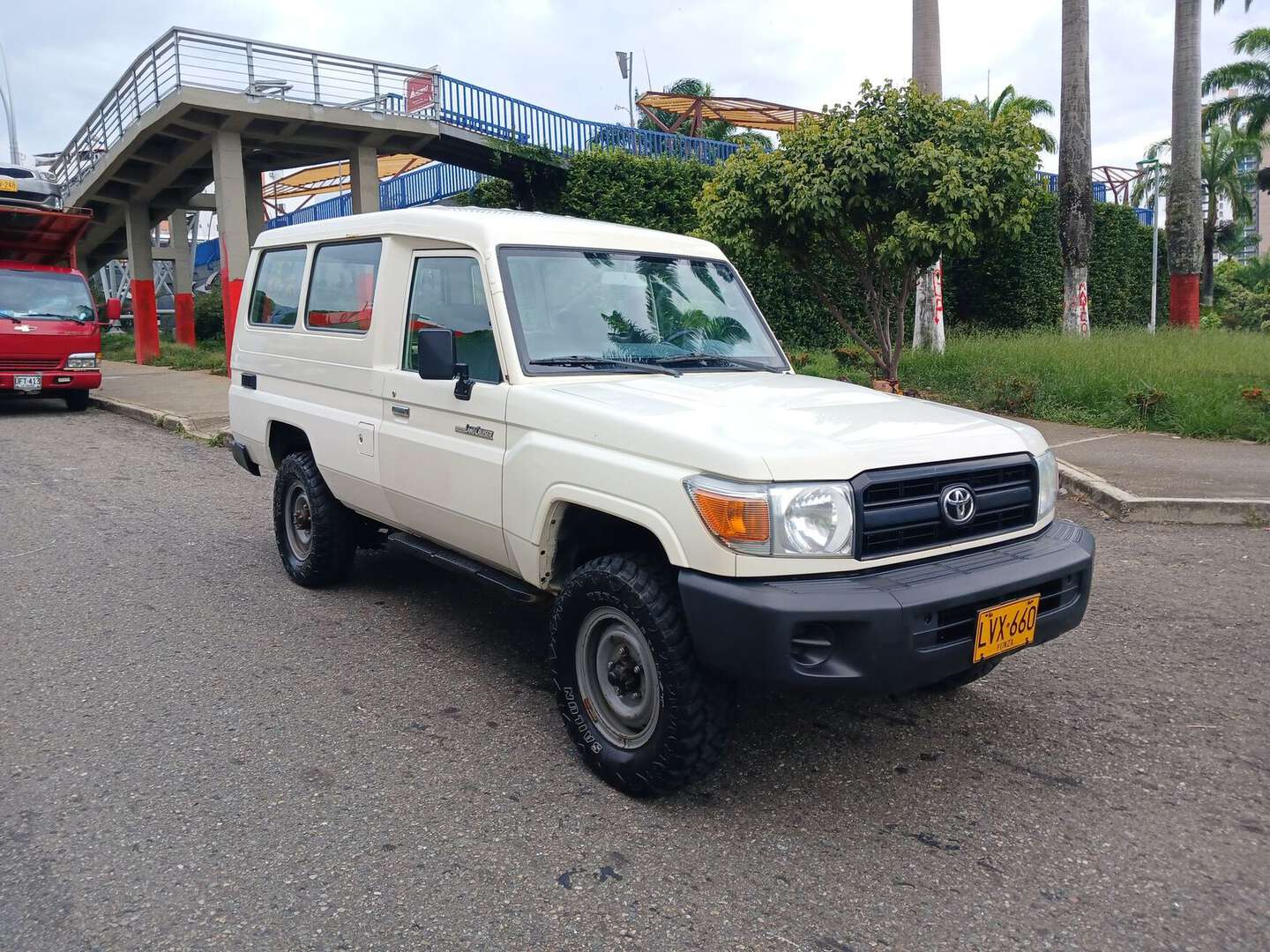 Toyota - LandCruiser 78 - 2023