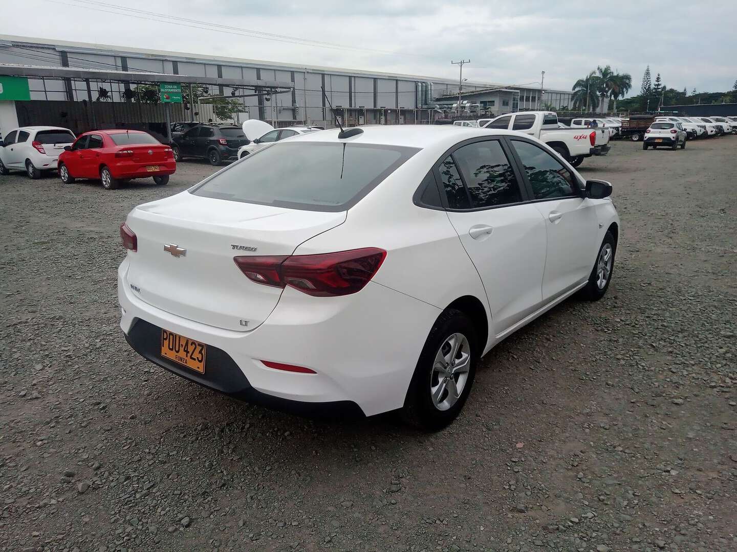 Chevrolet - Onix - 2025