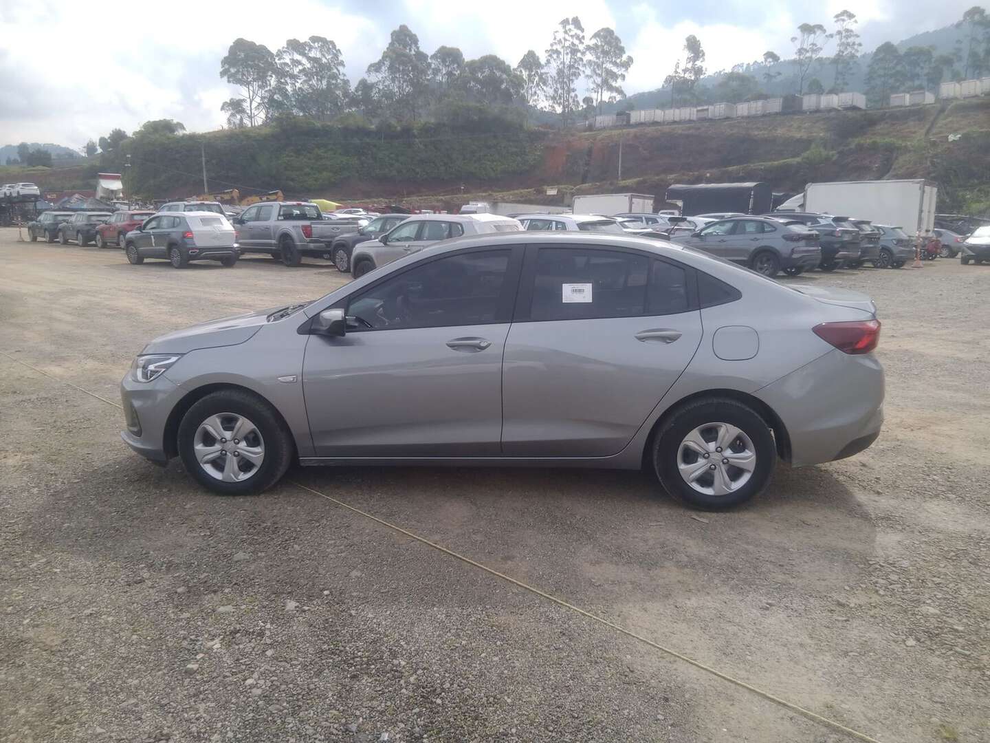 Chevrolet - Onix - 2025