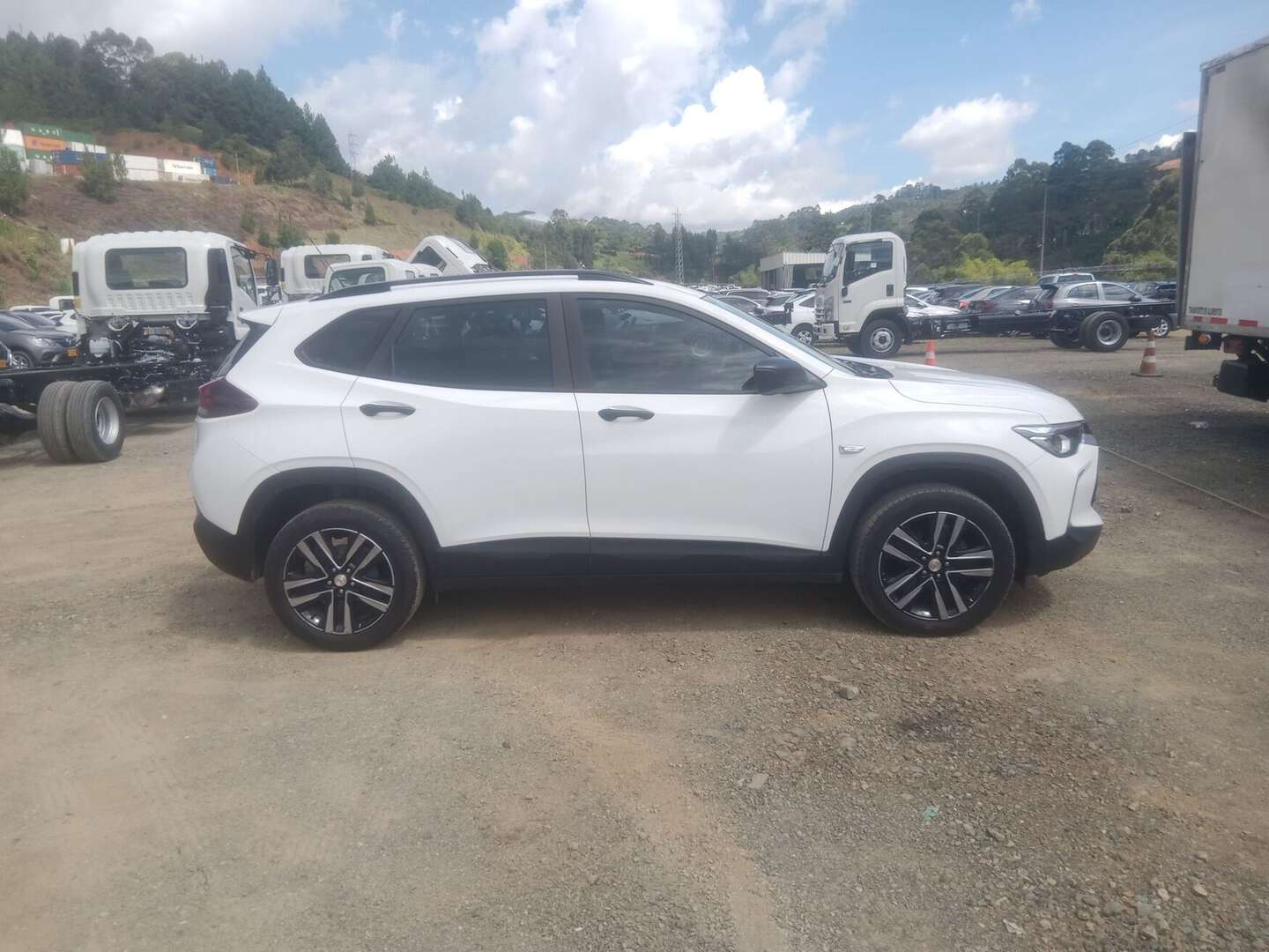 Chevrolet - Tracker - 2025