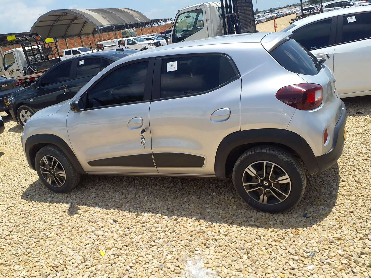 Renault - Kwid - 2025