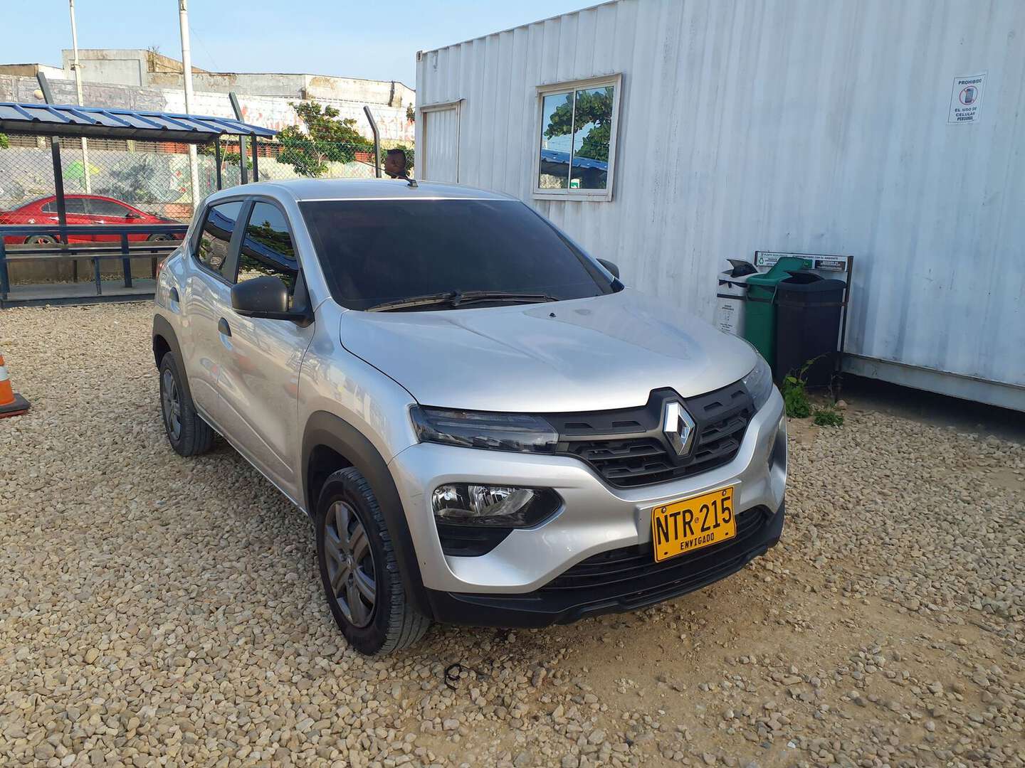 Renault - Kwid - 2025