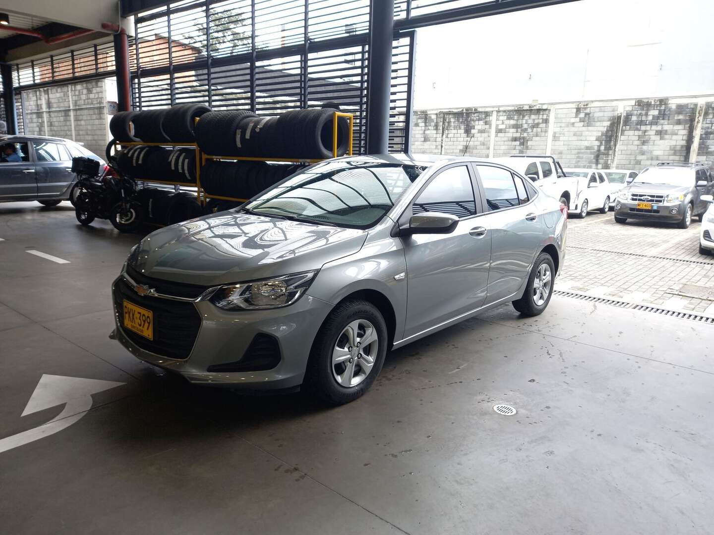 Chevrolet - Onix - 2025