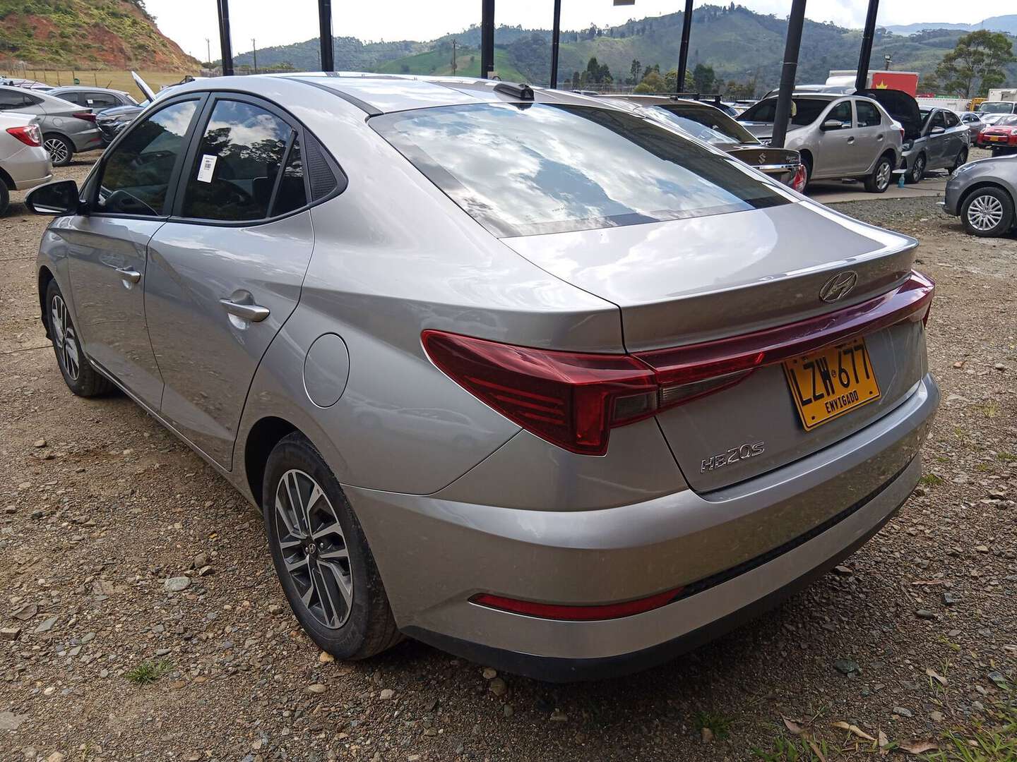 Hyundai - HB20S Accent - 2024