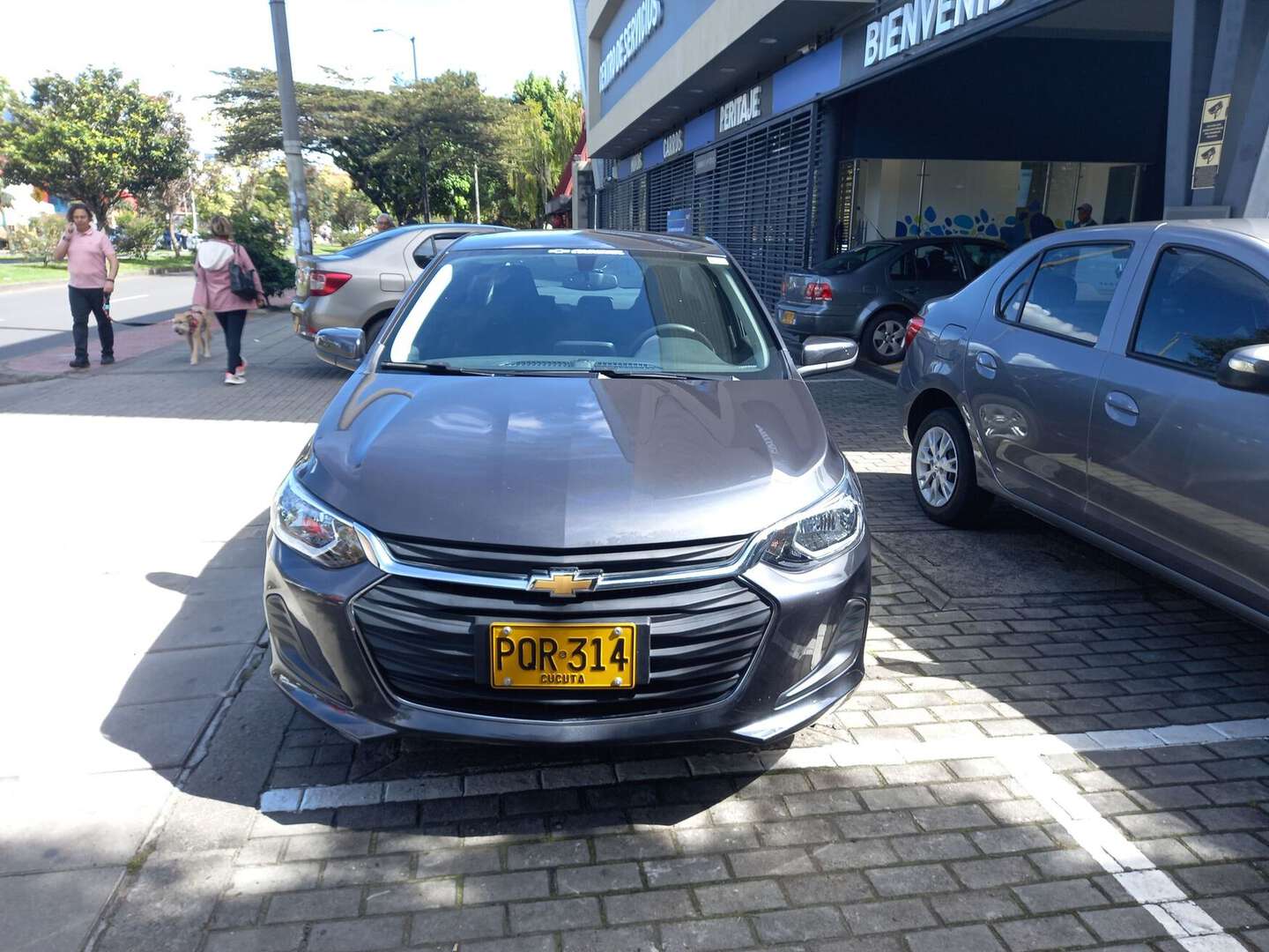 Chevrolet - Onix - 2025