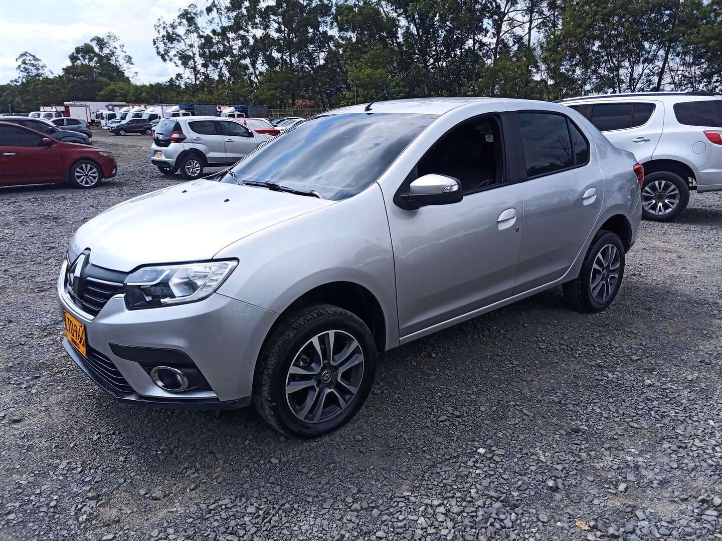 Renault - Logan - 2023