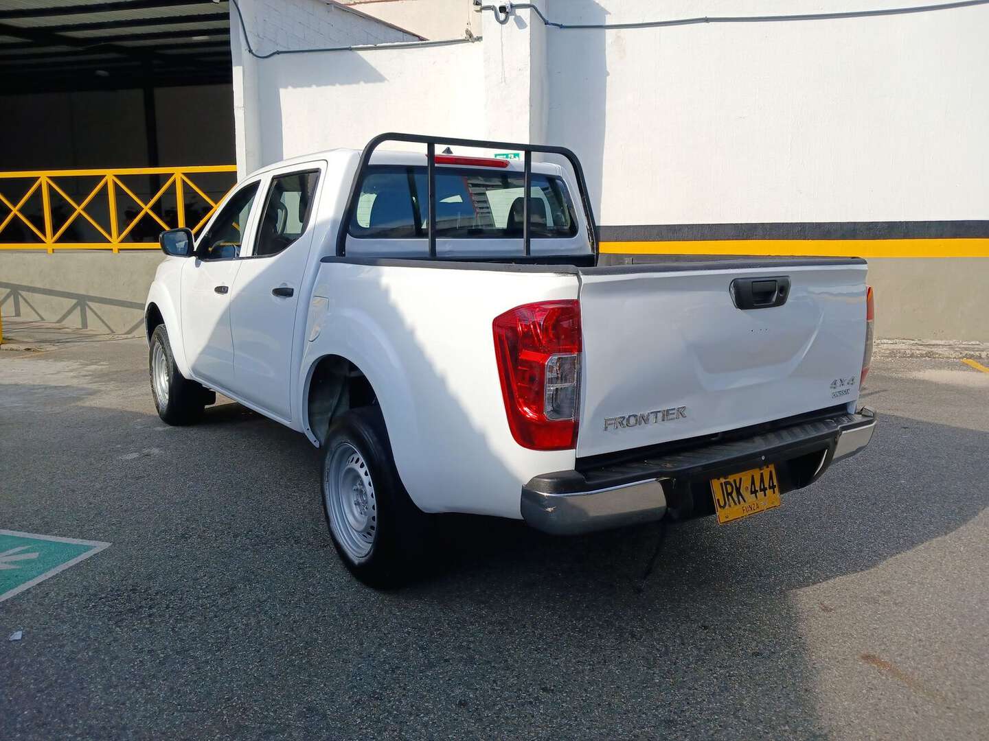 Nissan - Frontier - 2021