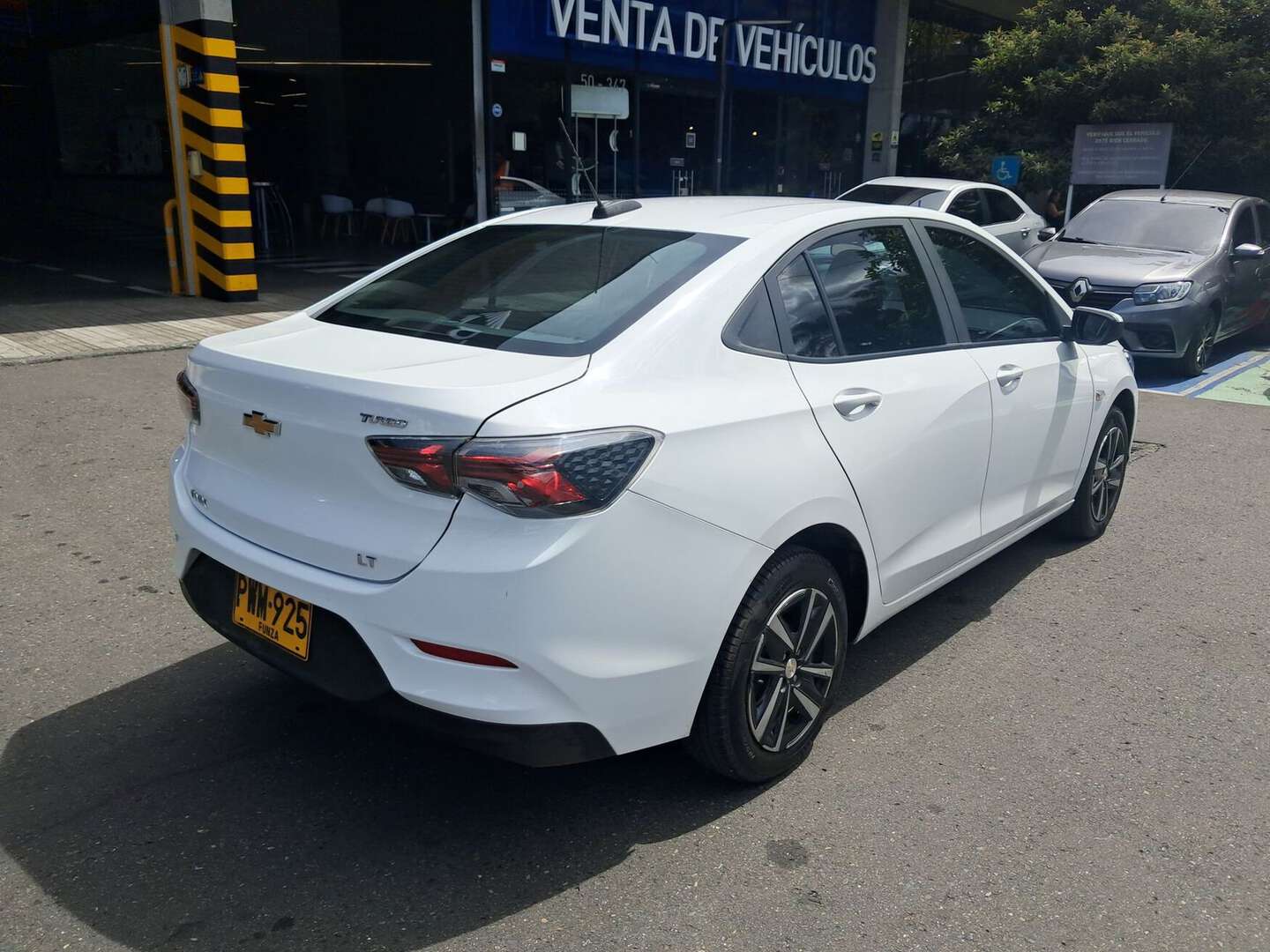 Chevrolet - Onix - 2026
