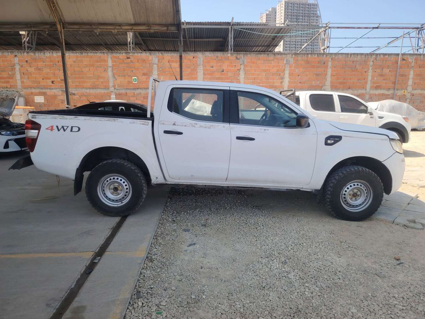 Renault - Alaskan - 2023