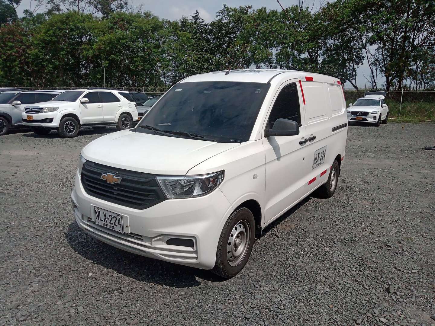 Chevrolet - N400 - 2025