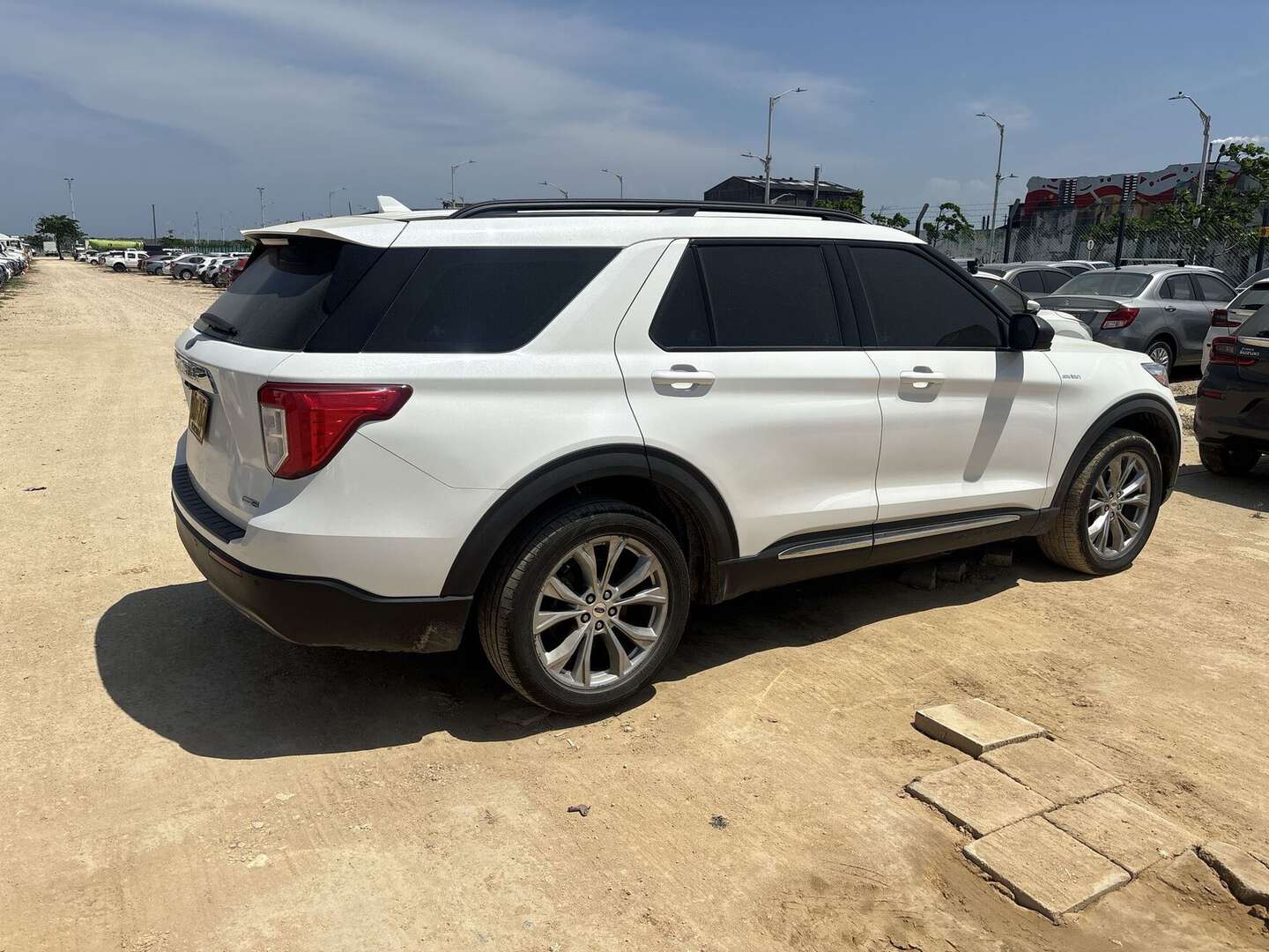 Ford - Explorer - 2021