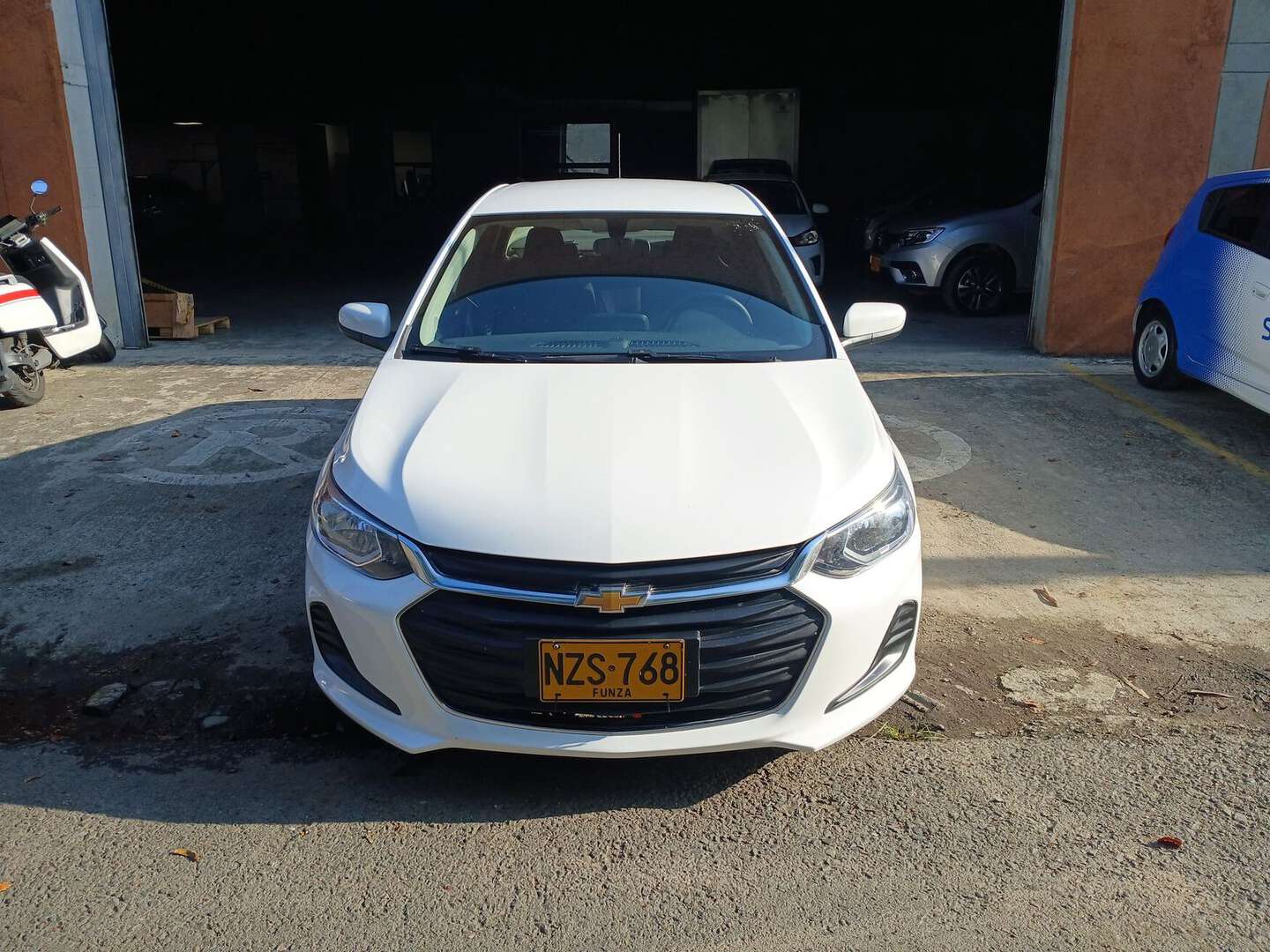 Chevrolet - Onix - 2025