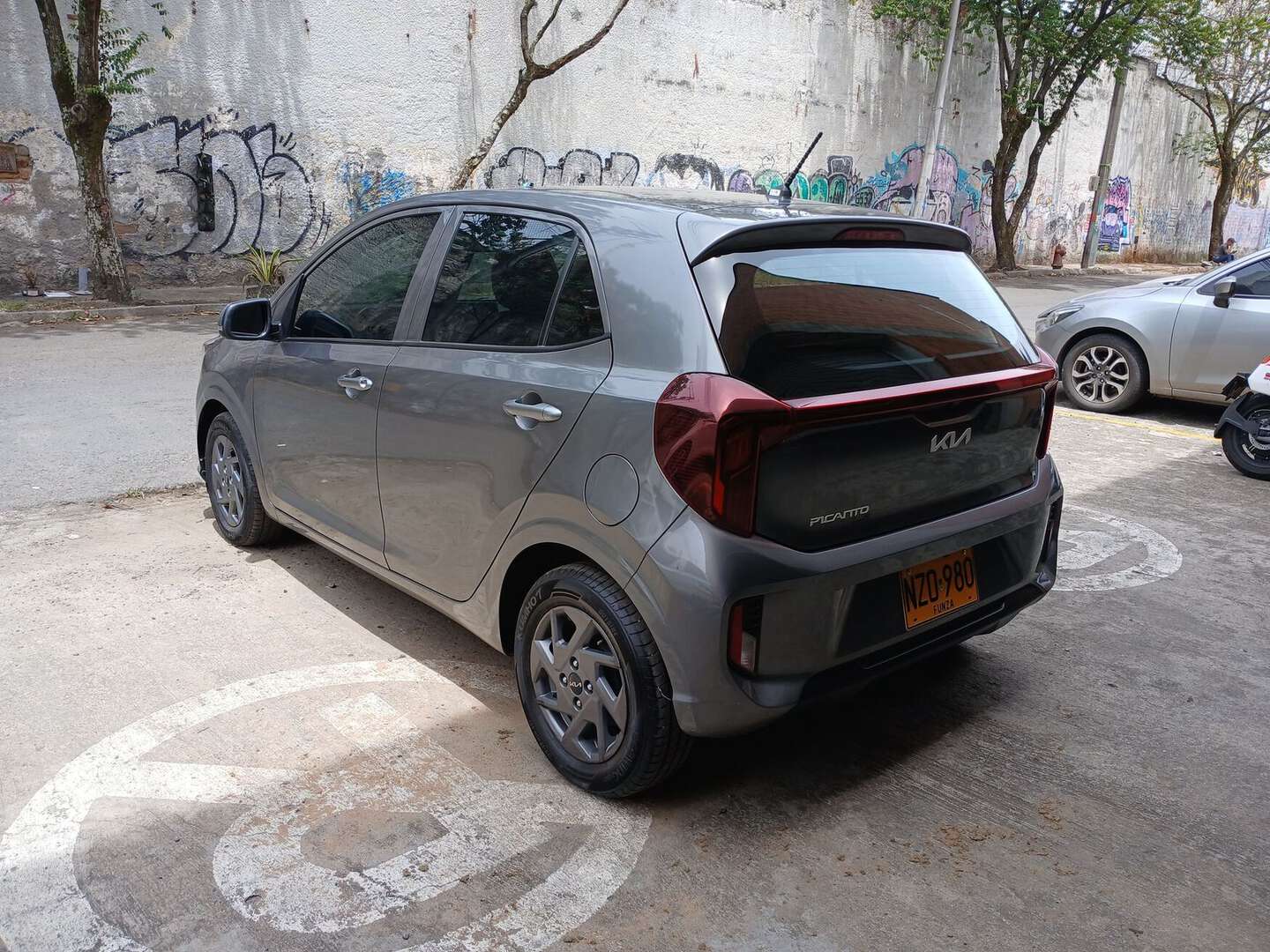 Kia - Picanto - 2025