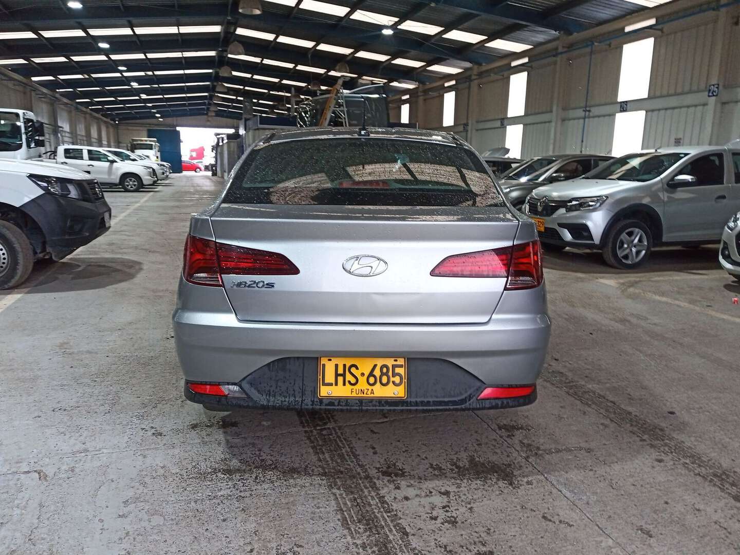 Hyundai - HB20S Accent - 2023