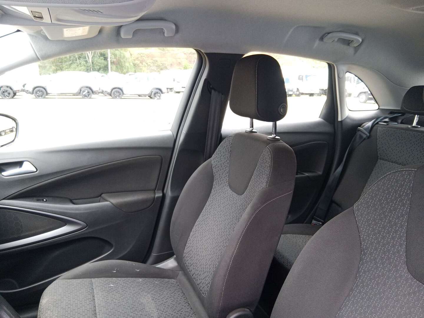 Opel - Crossland - 2023