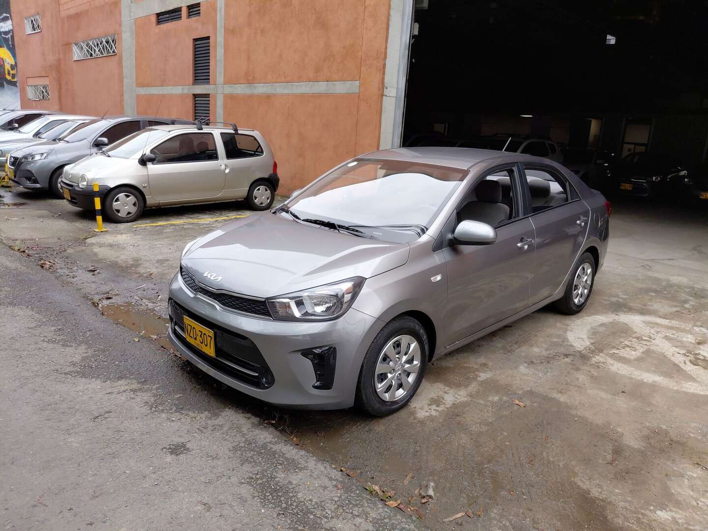 Kia - Soluto - 2025