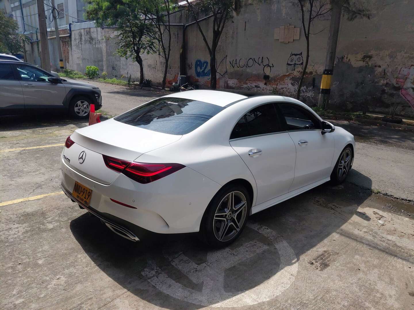 Mercedes Benz - CLA200 - 2024