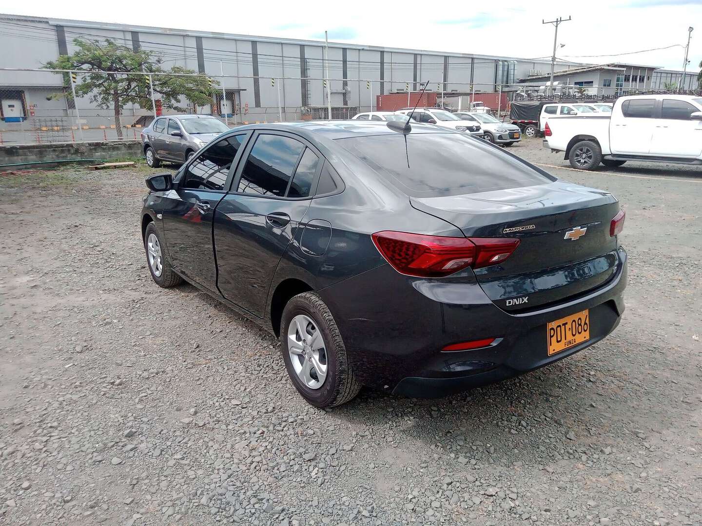 Chevrolet - Onix - 2025
