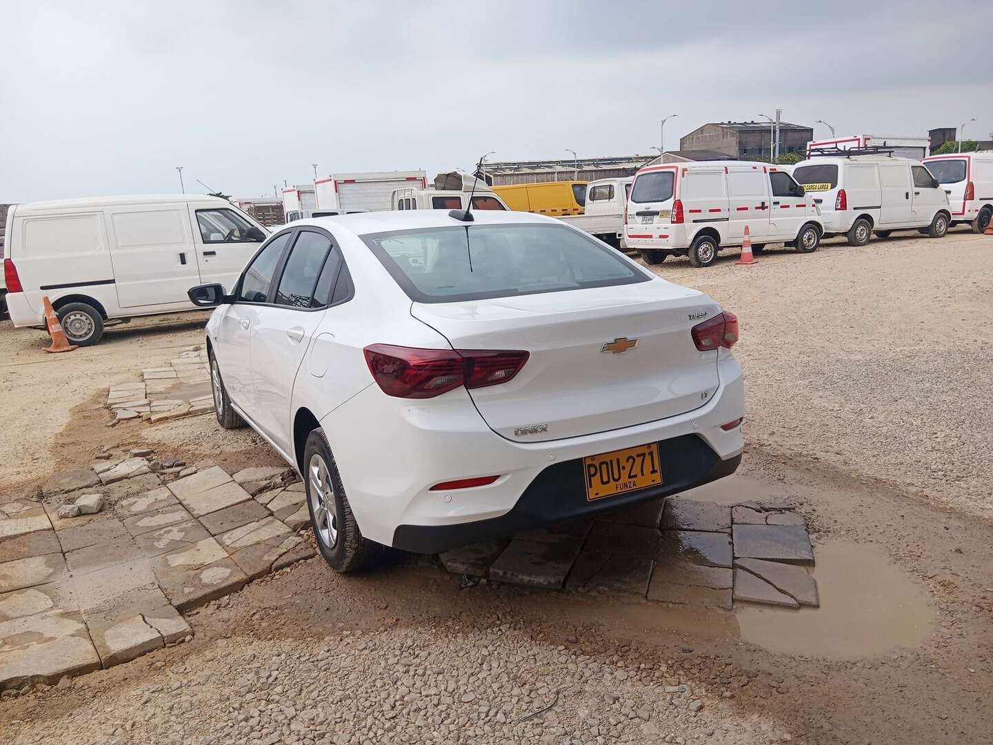 Chevrolet - Onix - 2025