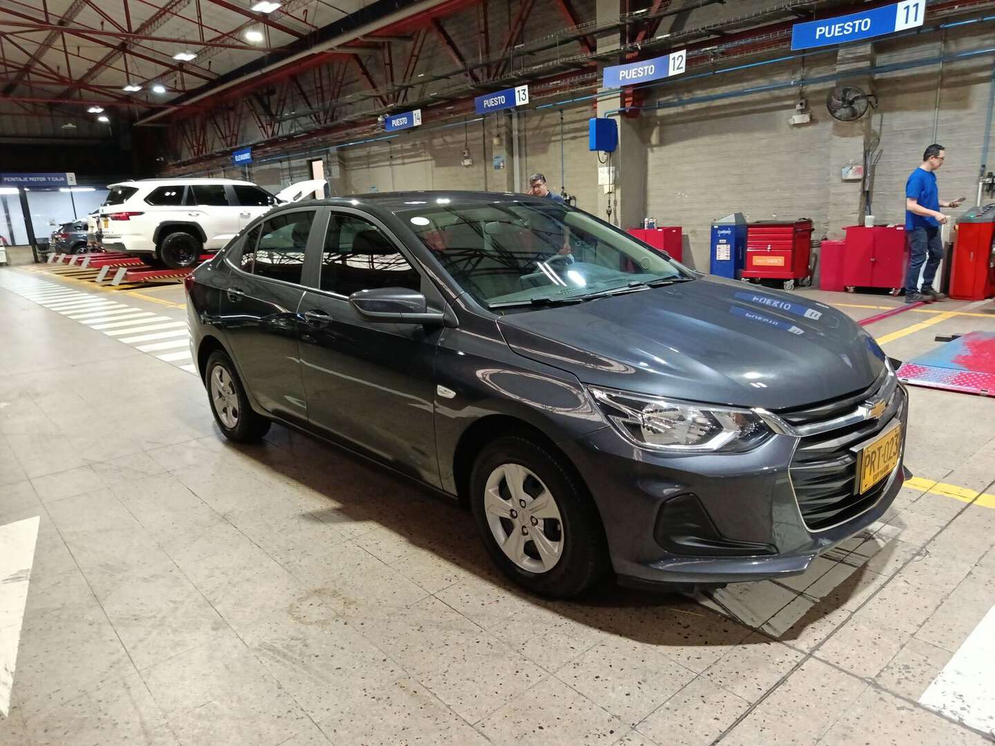 Chevrolet - Onix - 2025