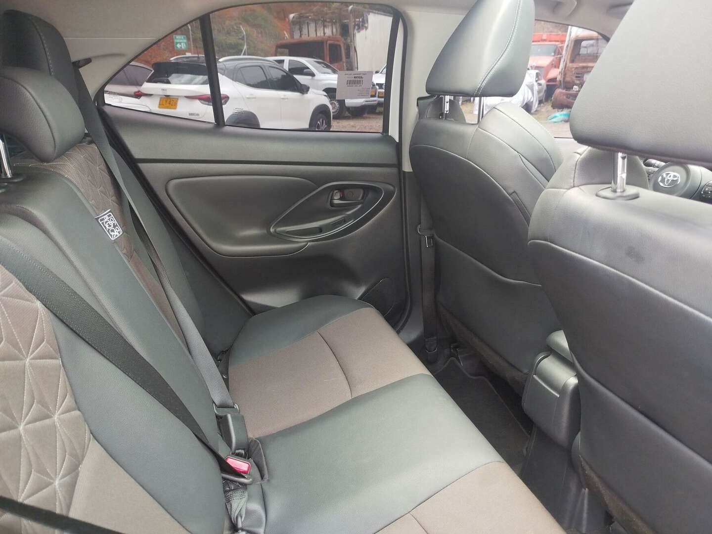Toyota - Yaris - 2024