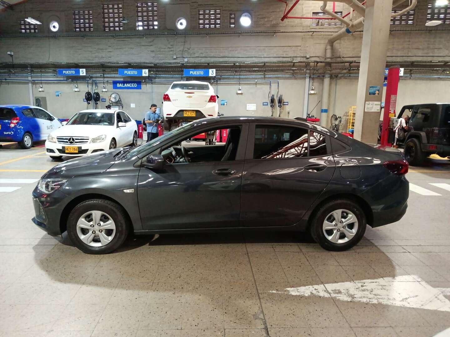 Chevrolet - Onix - 2025