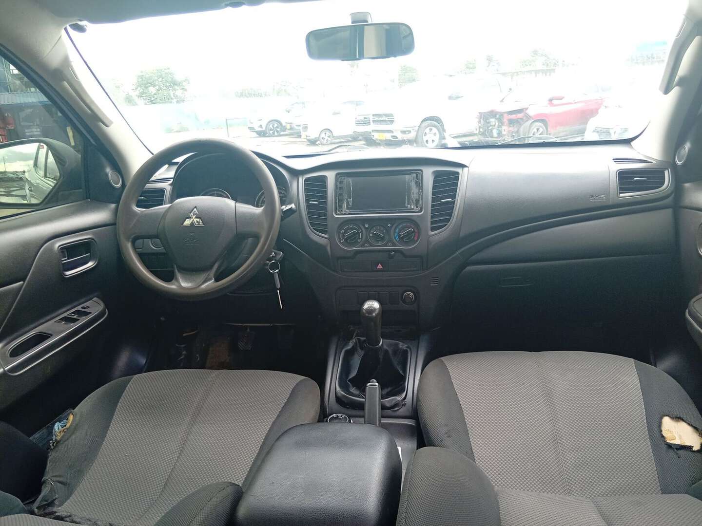 Mitsubishi - L200 - 2023
