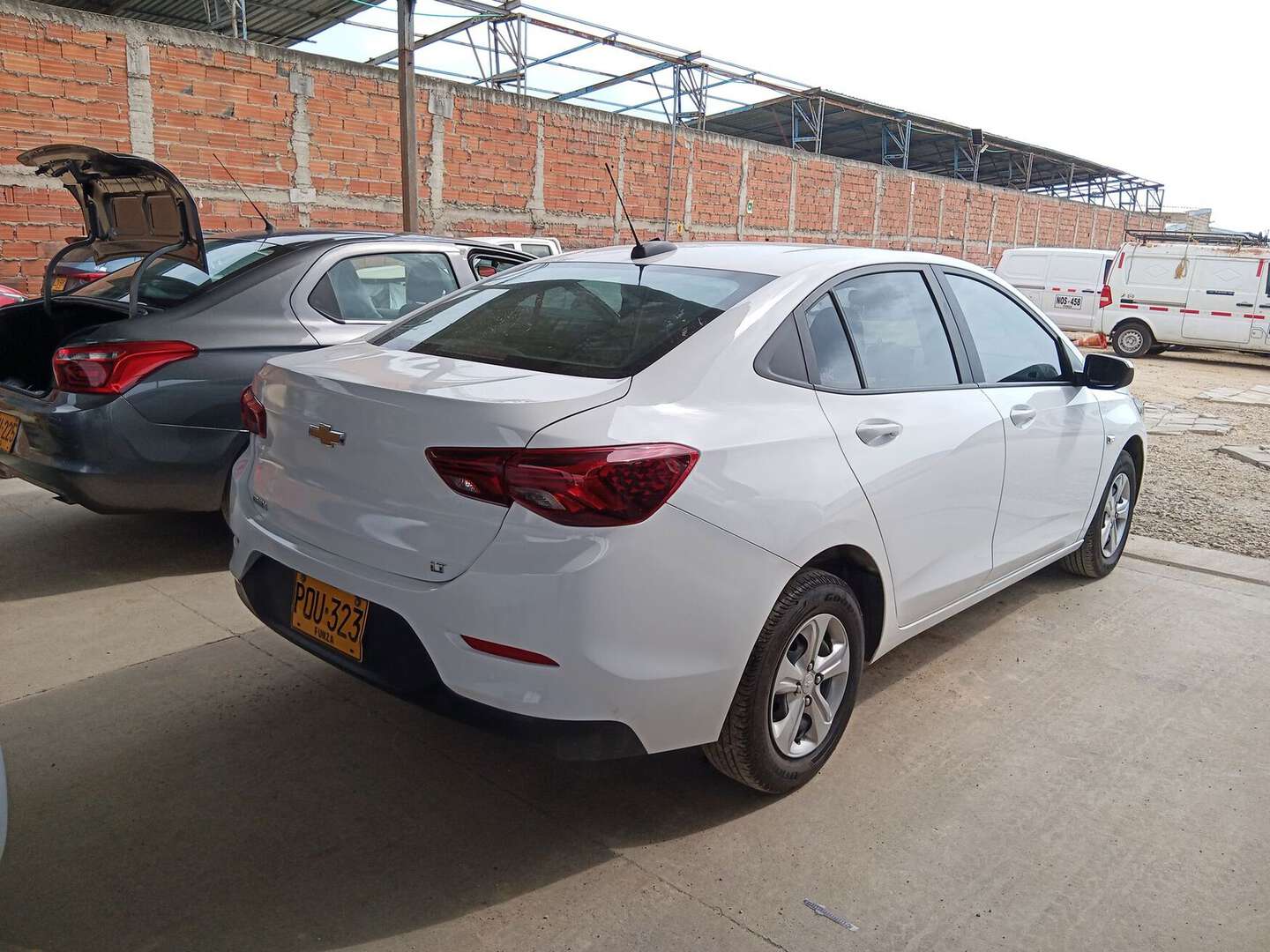 Chevrolet - Onix - 2025