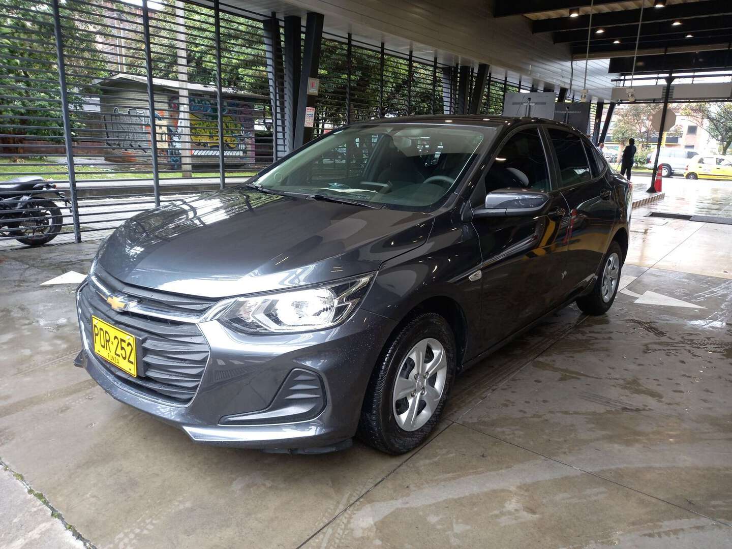 Chevrolet - Onix - 2025