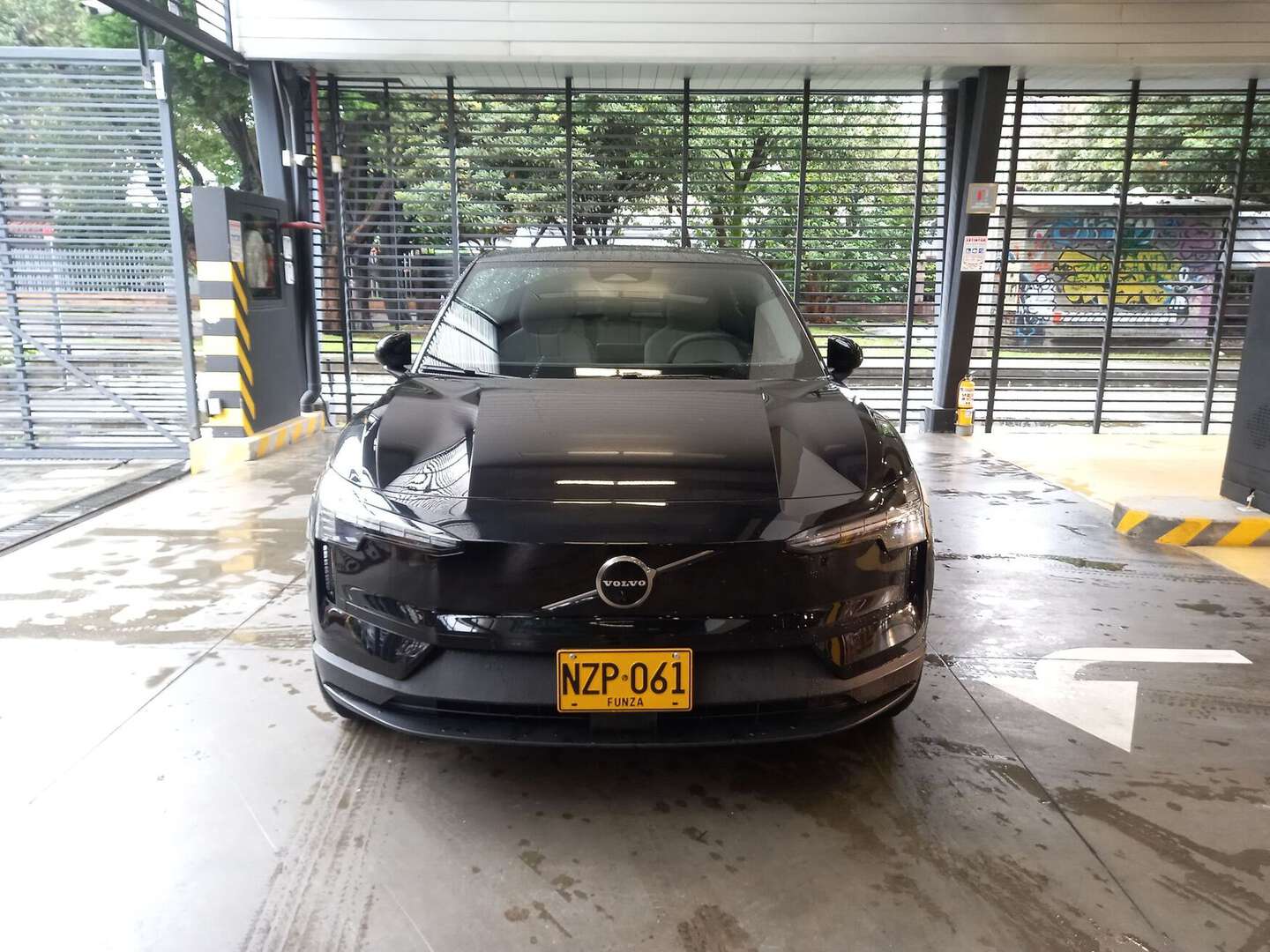 Volvo - XC30 - 2025