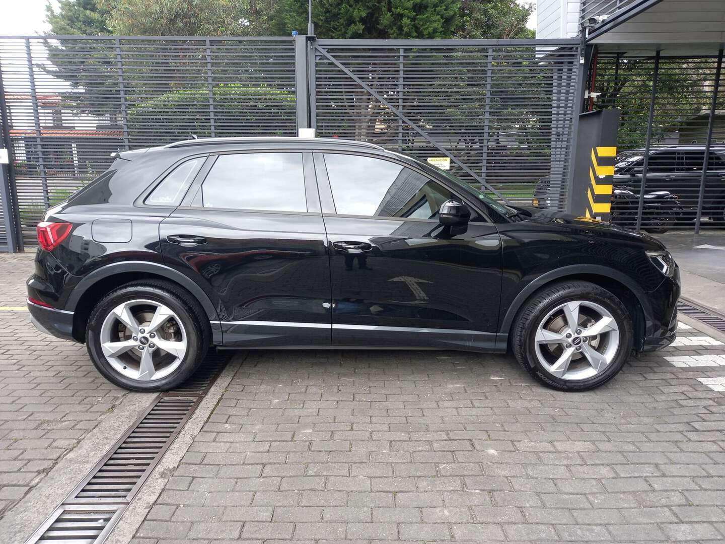Audi - Q3 - 2022