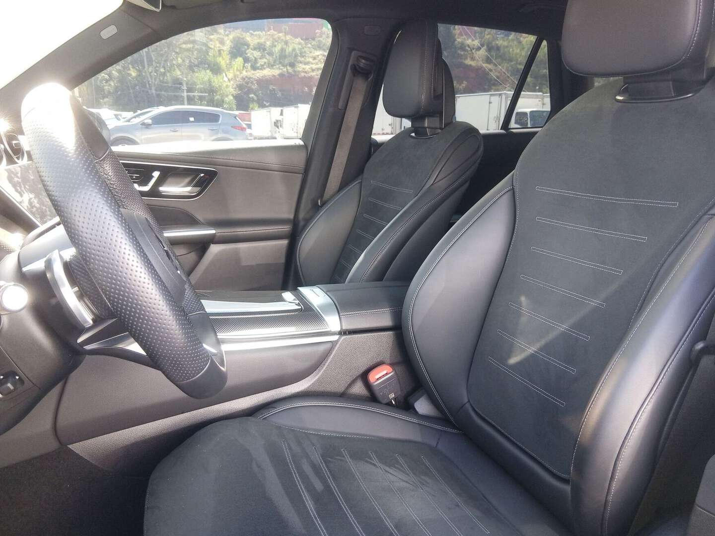 Mercedes Benz - GLC 300 - 2023